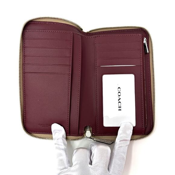 Coach Medium Id Zip Wallet in Steam Gray Leather C4124 - Picture 4 of 9